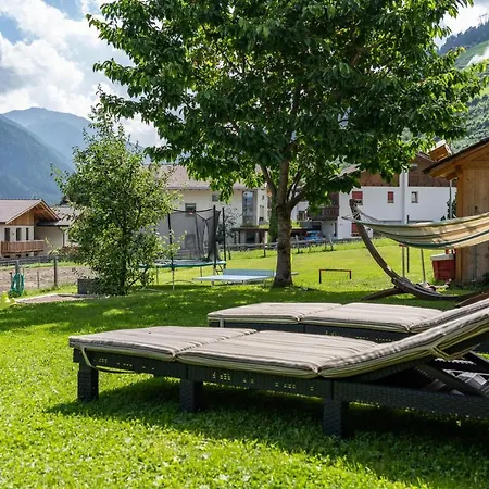 Aparthotel Naturresidenz Theistadl 302